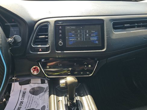 Used 2019 Honda HR-V EX image 12