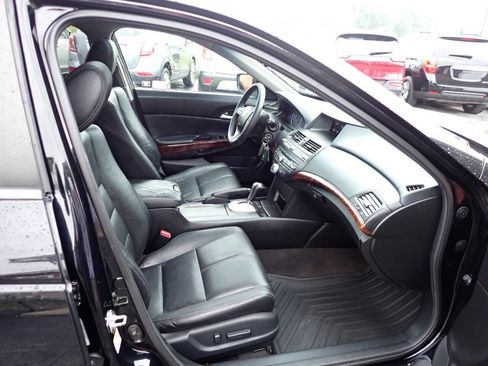Used 2012 Honda Crosstour EX-L image 9