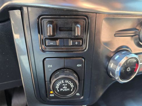 Used 2022 Ford F150 Lariat w/ Equipment Group 502A High AWD/4WD image 42