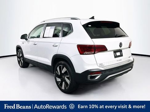 Used 2023 Volkswagen Taos SEL AWD/4WD image 6