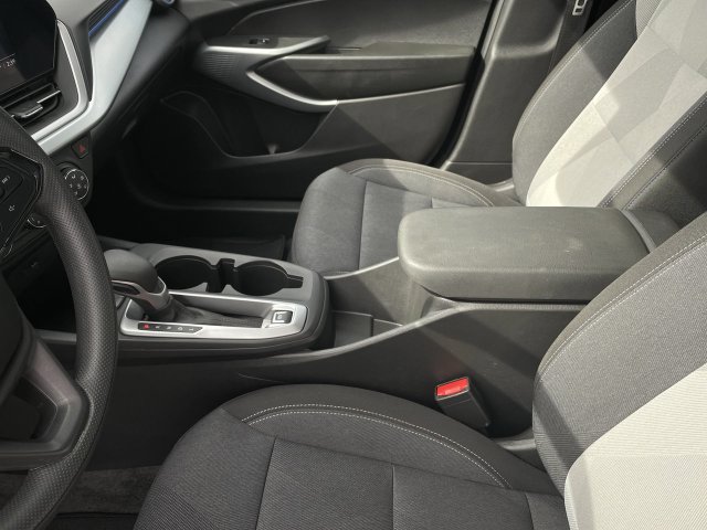 Used 2026 Chevrolet Trax LS FWD image 20