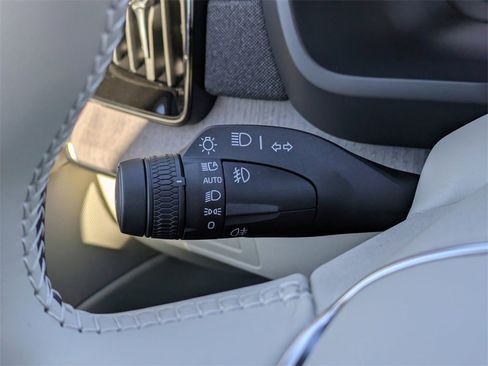 New 2026 Volvo XC90 T8 Ultra w/ Protection Package Premier image 37