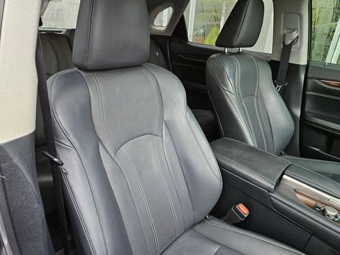 Used 2019 Lexus RX 350 AWD w/ Navigation Package image 10