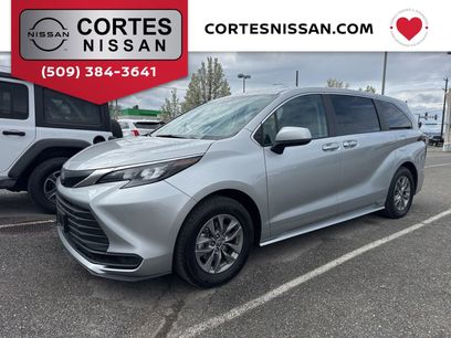 Used 2024 Toyota Sienna LE
