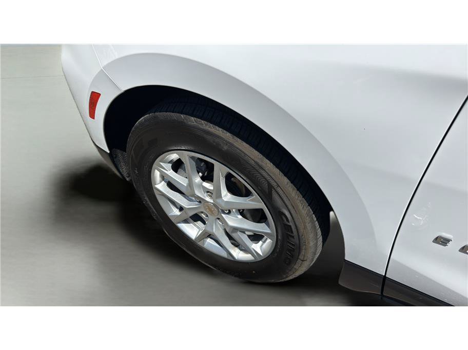 Used 2024 Chevrolet Equinox LT FWD image 41