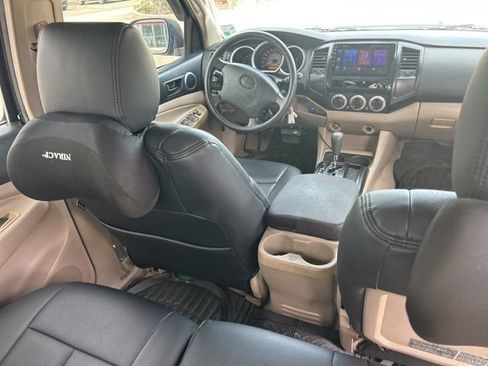 Used 2008 Toyota Tacoma PreRunner image 23
