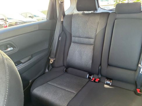 Used 2025 Nissan Rogue SV image 41