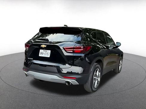 Used 2026 Chevrolet Blazer LT FWD image 12