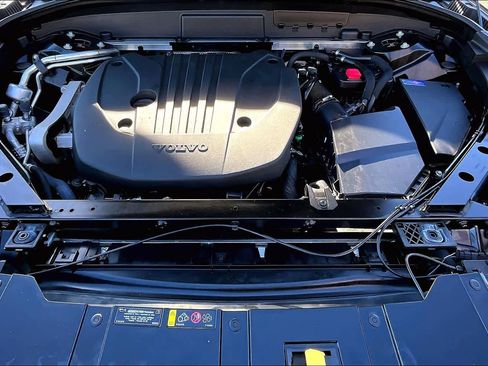 Certified 2023 Volvo XC60 B5 Plus w/ Climate Package image 27