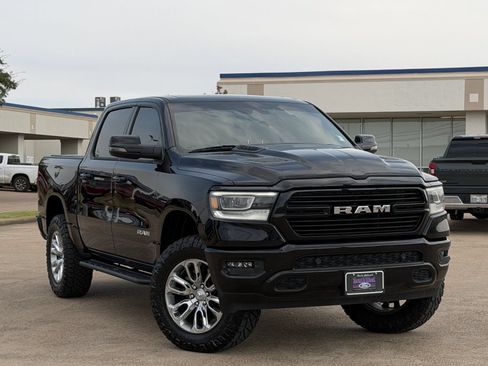 Used 2024 RAM 1500 Laramie AWD/4WD image 2
