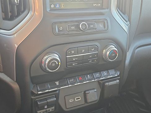 Used 2022 GMC Sierra 2500 Pro w/ Gooseneck/5TH Wheel Package image 20