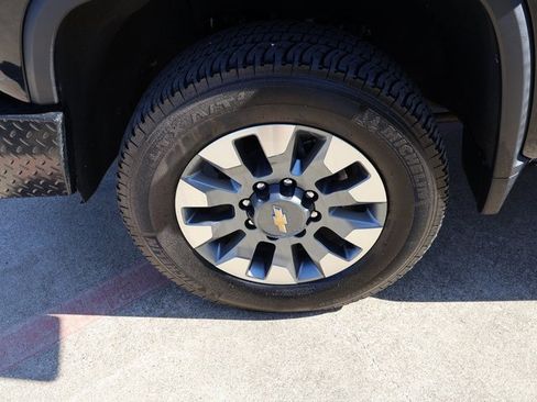 Used 2022 Chevrolet Silverado 2500 LT w/ All Star Edition image 34