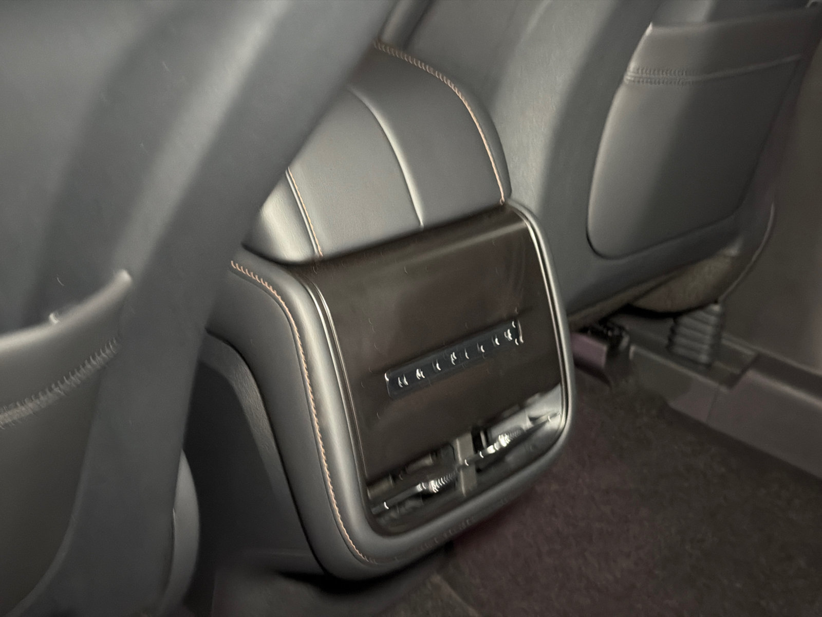 New 2026 Lincoln Nautilus Premier AWD/4WD image 21