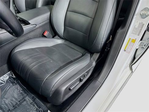 Used 2021 Honda Accord Touring image 21