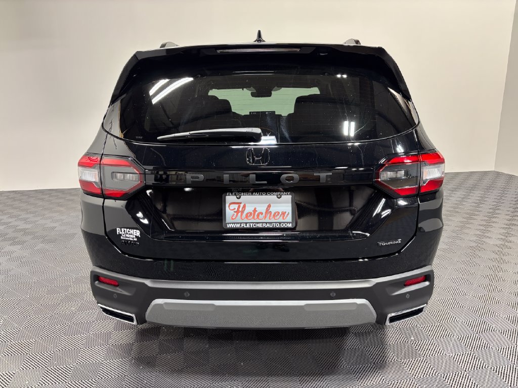 New 2026 Honda Pilot Touring image 5