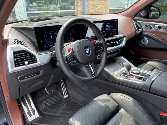 Used 2026 BMW XM Label Red AWD/4WD image 2