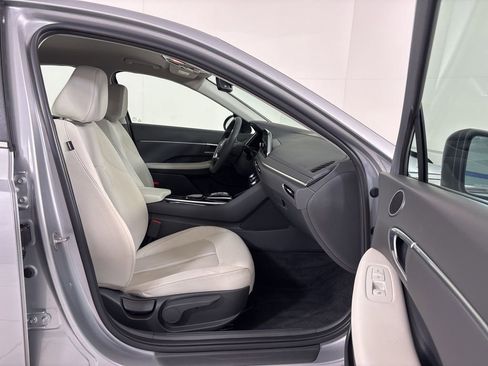 Used 2023 Hyundai Sonata SEL image 12