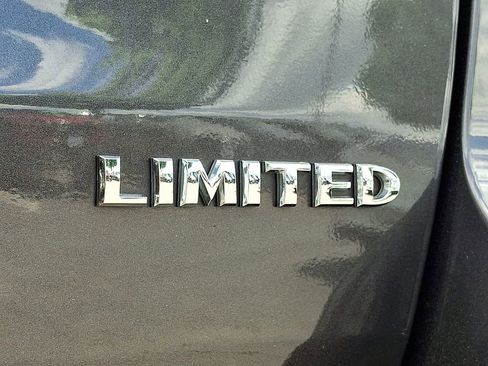 Certified 2021 Jeep Grand Cherokee Limited AWD/4WD image 34