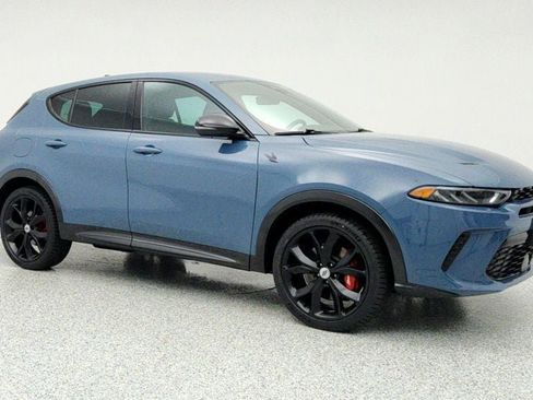 Used 2024 Dodge Hornet R/T image 3