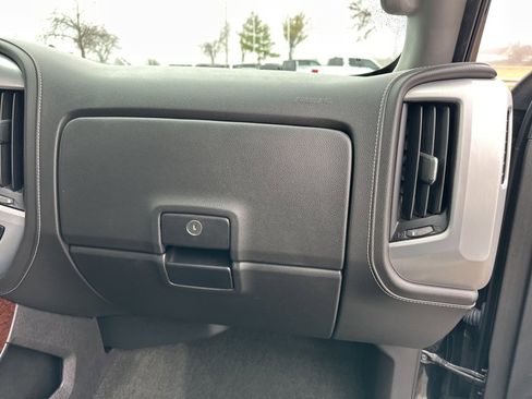 Used 2017 GMC Sierra 1500 SLT image 60