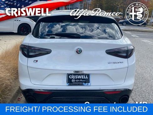 New 2025 Alfa Romeo Stelvio Sprint image 6