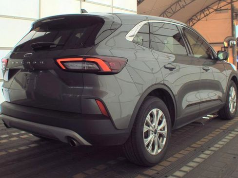 Used 2024 Ford Escape Active w/ Cold Weather Package image 4