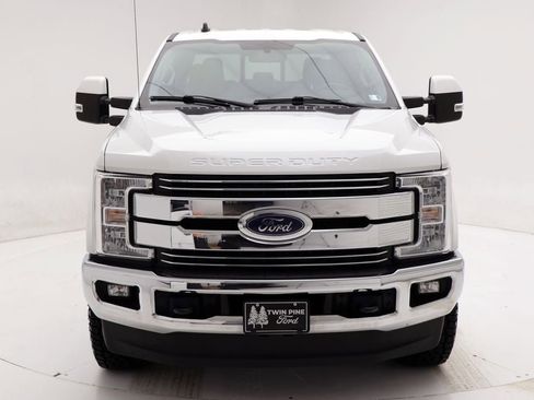 Used 2019 Ford F250 Lariat w/ Lariat Value Package image 5
