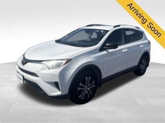 Used 2017 Toyota RAV4 LE w/ All Weather Liner Package AWD/4WD video 1