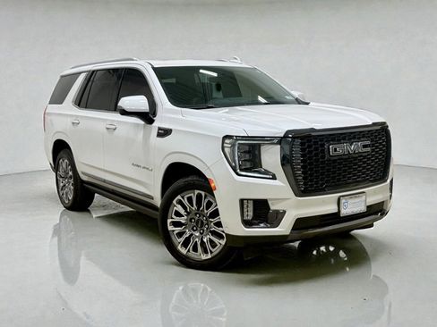 Used 2023 GMC Yukon Denali Ultimate image 7