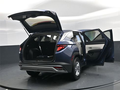 New 2026 Hyundai Tucson SE image 32