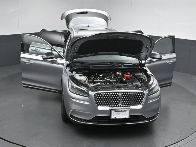 Certified 2022 Lincoln Corsair Reserve w/ Elements Package FWD image 55