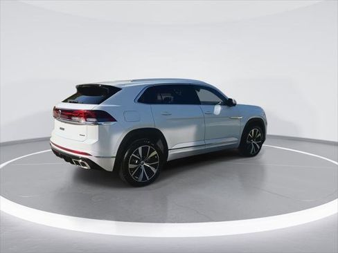 New 2026 Volkswagen Atlas Cross Sport SEL Premium R-Line image 8