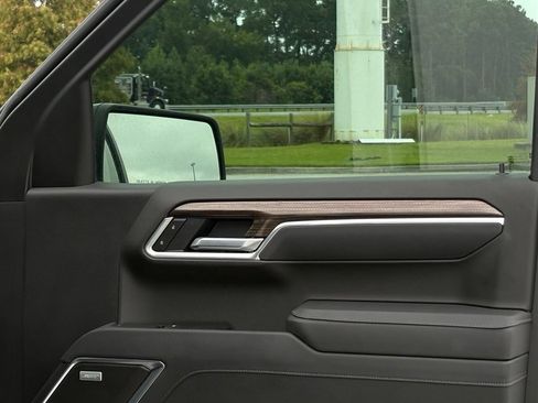 Used 2026 Chevrolet Silverado 1500 RST w/ All Star Edition Plus AWD/4WD image 8