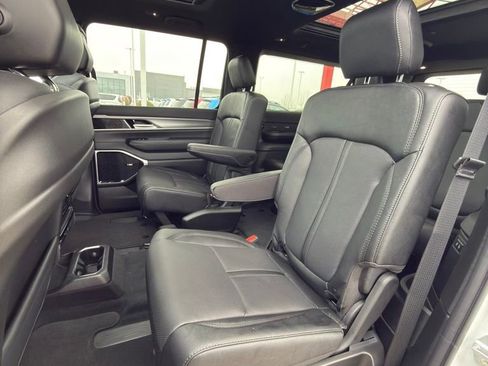 New 2026 Jeep Grand Wagoneer L Limited w/ Premium Group II AWD/4WD image 28