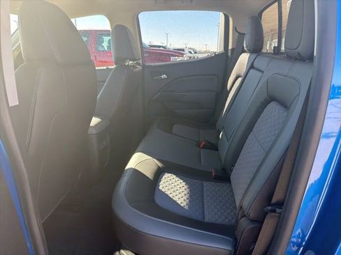 Used 2018 Chevrolet Colorado Z71 image 12