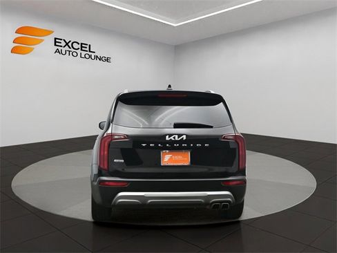 Used 2022 Kia Telluride S image 4