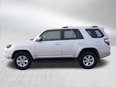 Certified 2024 Toyota 4Runner SR5 Premium image 4
