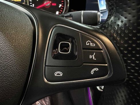 Used 2017 Mercedes-Benz E 400 4MATIC Wagon image 32