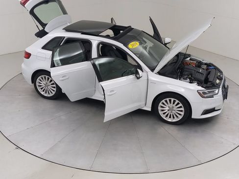 Used 2018 Audi A3 e-tron Prestige w/ Prestige Package FWD image 48