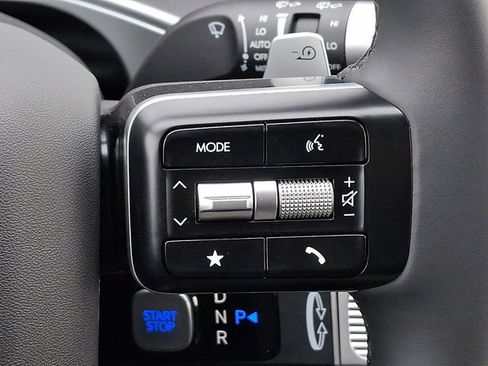 New 2026 Hyundai Ioniq 9 SE image 18