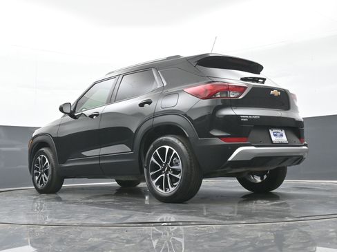 Used 2024 Chevrolet TrailBlazer LT w/ LT Cold Weather Package image 41