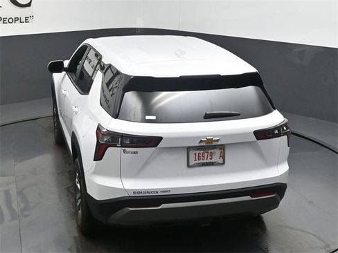 New 2026 Chevrolet Equinox LT w/ LPO, Floor Liner Package image 35