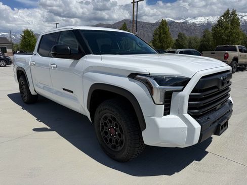 Used 2023 Toyota Tundra SR5 w/ SR5 Premium Package AWD/4WD image 1