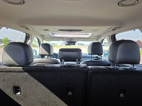 Used 2024 Kia Telluride EX FWD image 36