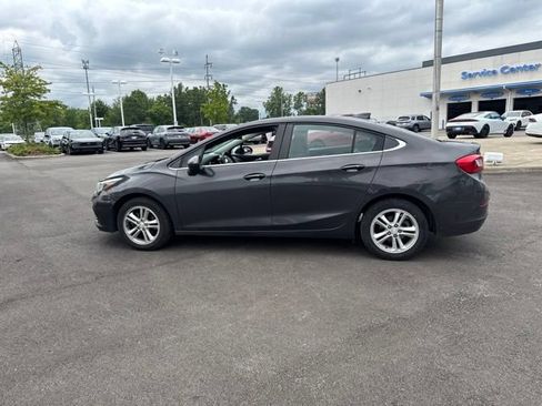 Used 2017 Chevrolet Cruze LT w/ Convenience Package FWD image 15