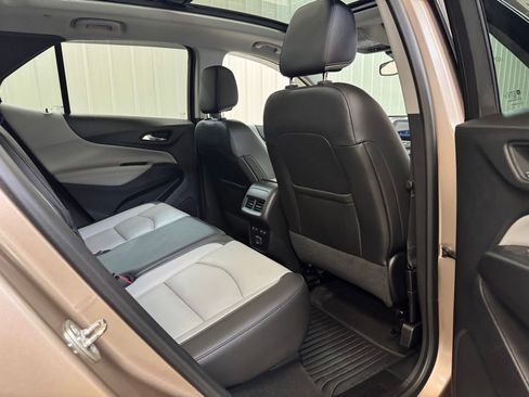 Used 2019 Chevrolet Equinox Premier image 27