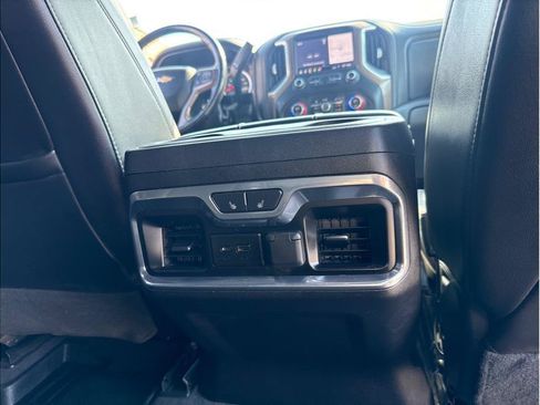 Used 2019 Chevrolet Silverado 1500 High Country w/ Technology Package AWD/4WD image 13