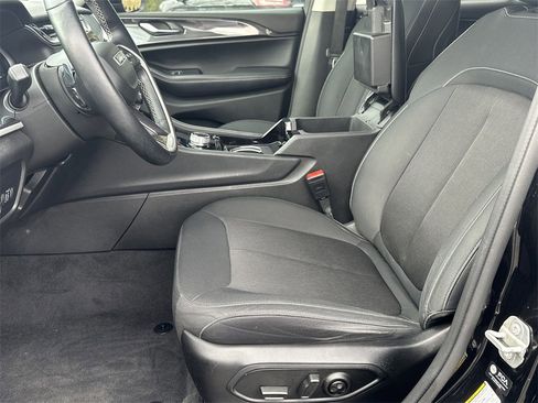 Used 2021 Jeep Grand Cherokee L Laredo w/ Luxury Tech Group I image 13