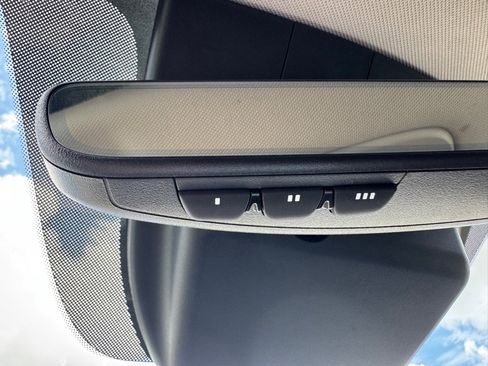Used 2022 Kia Sorento S w/ Panoramic Sunroof Package FWD image 20