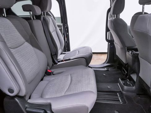 Used 2023 Toyota Sienna LE image 12